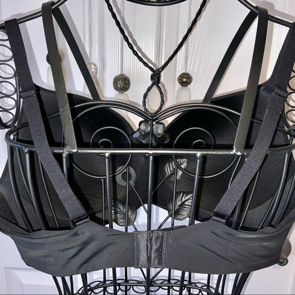 Secret Treasures Size 42C - Picture 5 of 7